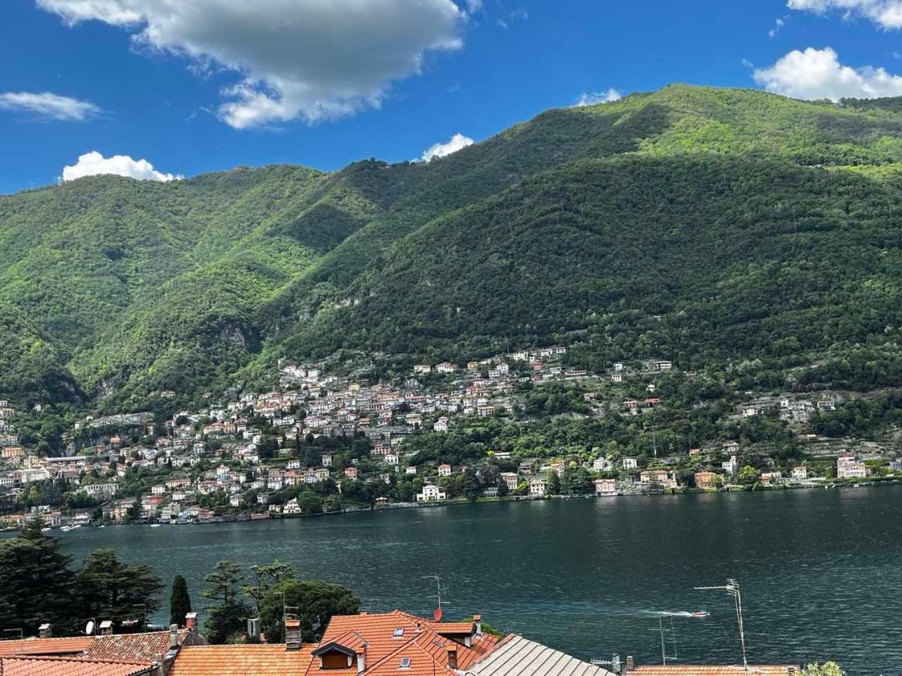 Appartamento Timco 3-story With View And Air-conditioner Torno